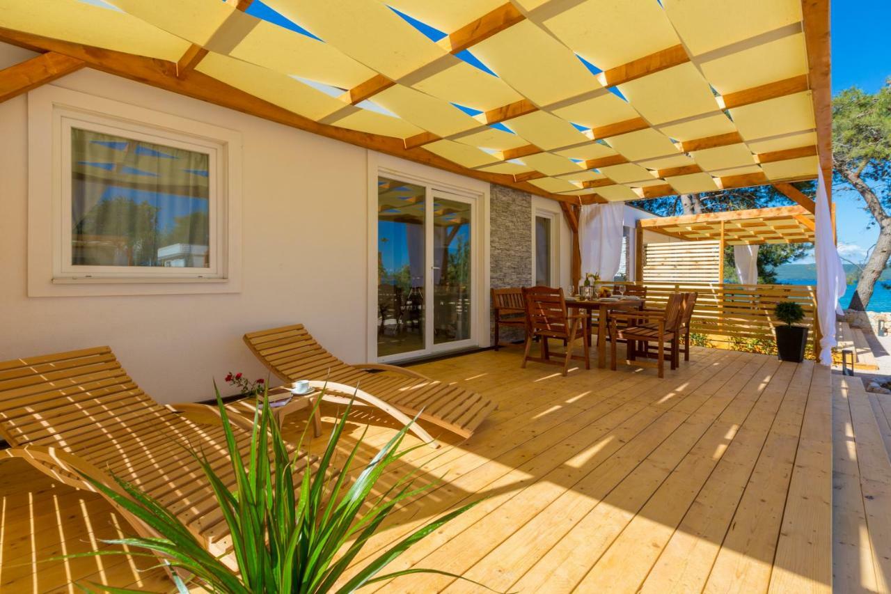 Mobile Homes Pine Tree Dobropoljana Exterior foto